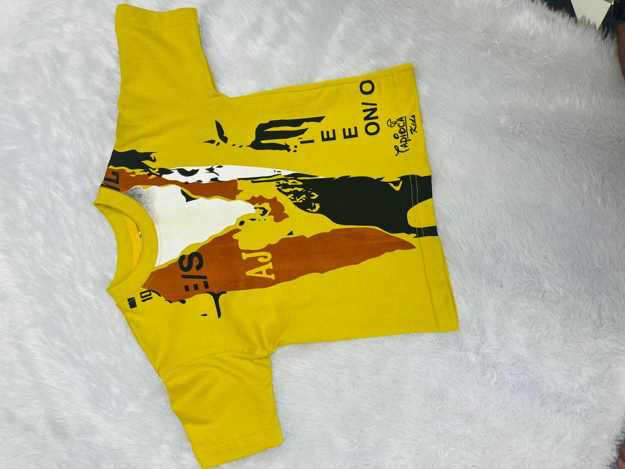 Half sleeve t shirt