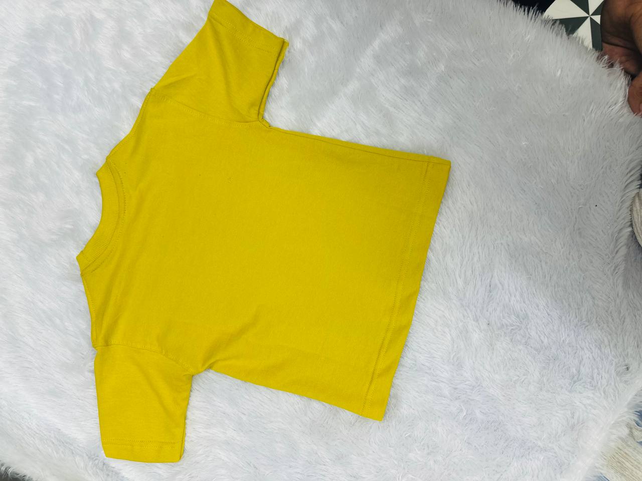Half sleeve t shirt