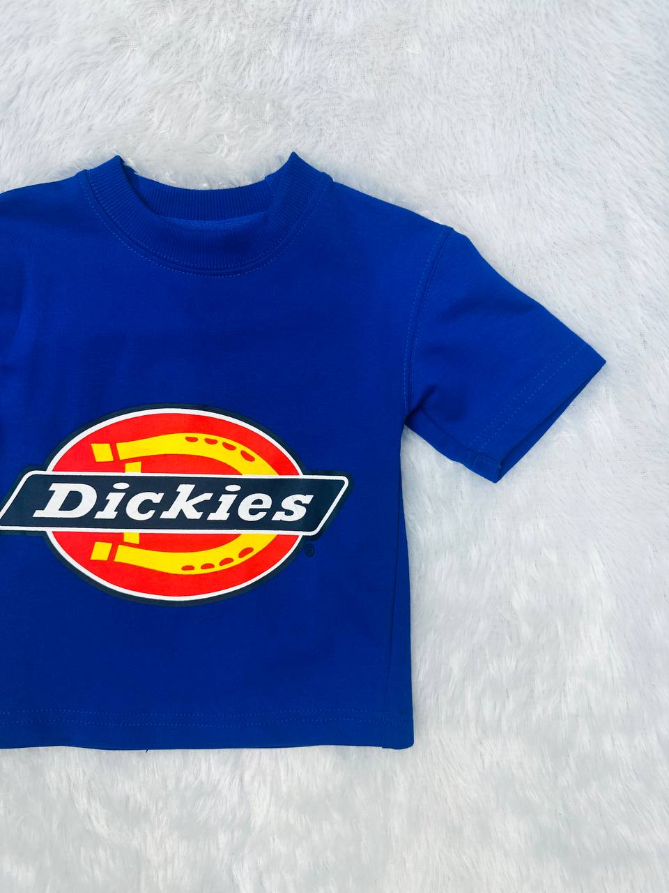 Short sleeve t shirt