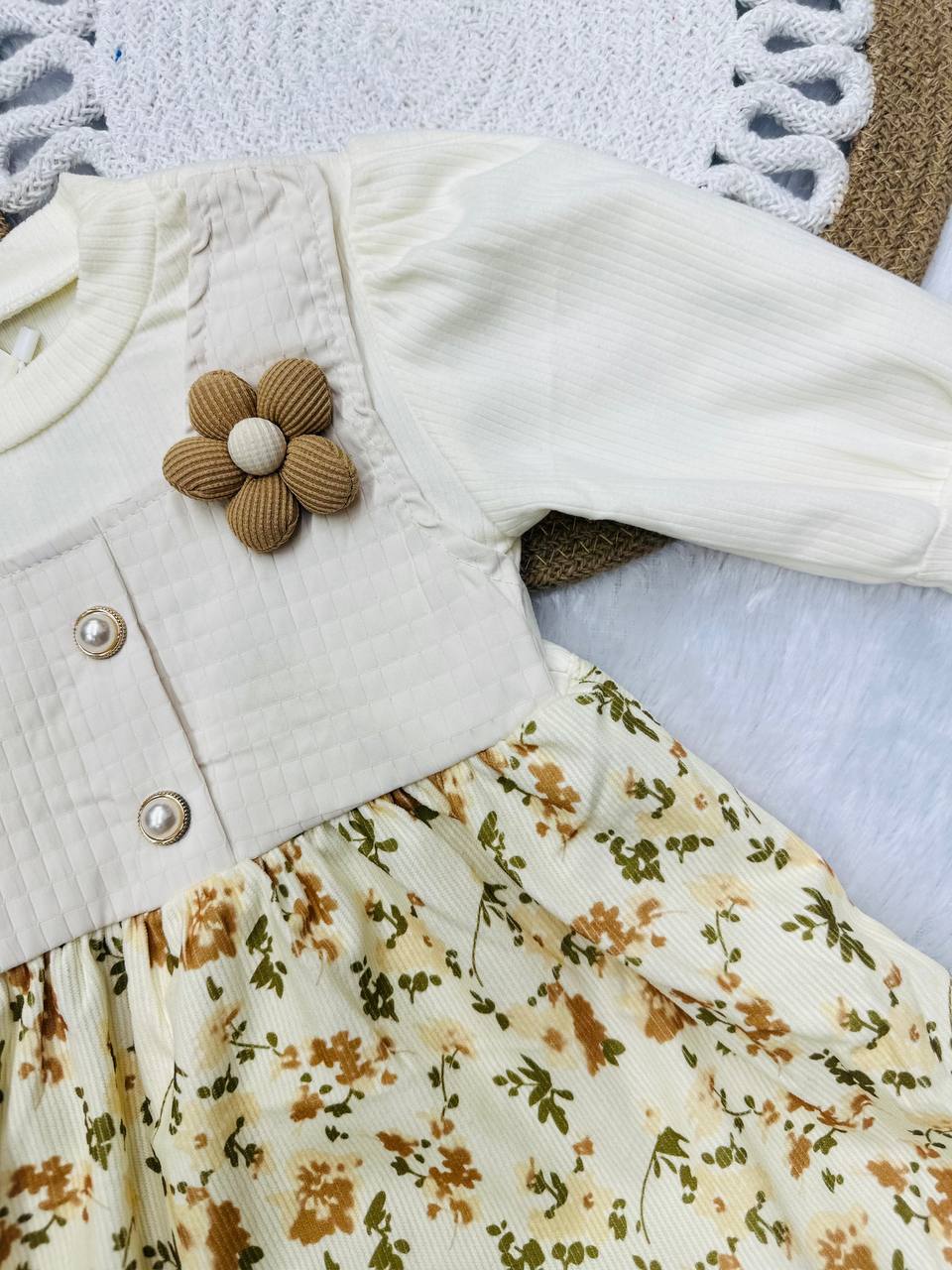 Charming Girls’ Dress with Floral Pattern